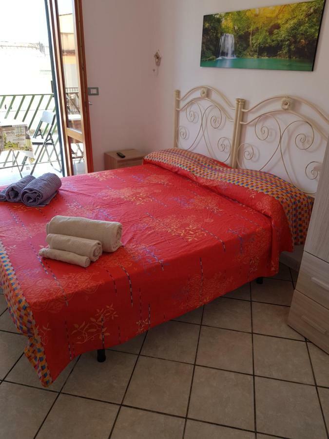 La Pietra Di Noto Hotel Eksteriør billede